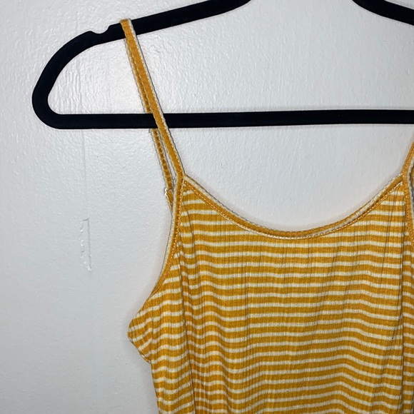 Tops - 🐚Super cute yellow striped bodysuit!